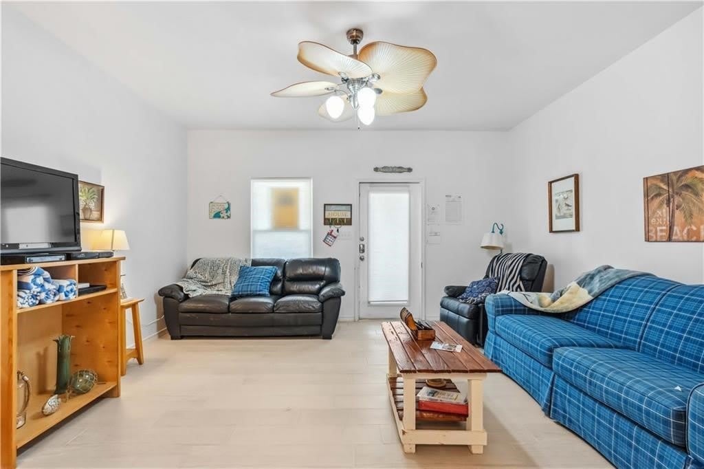 15209 S Padre Island Drive – photo 2