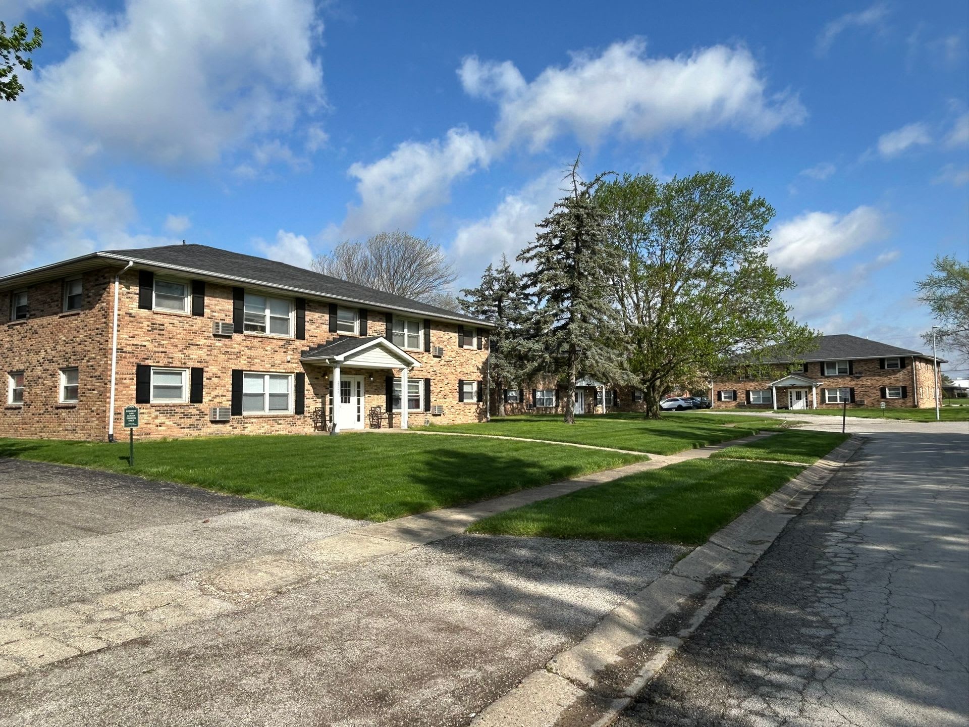 Brendan Wood – photo 1