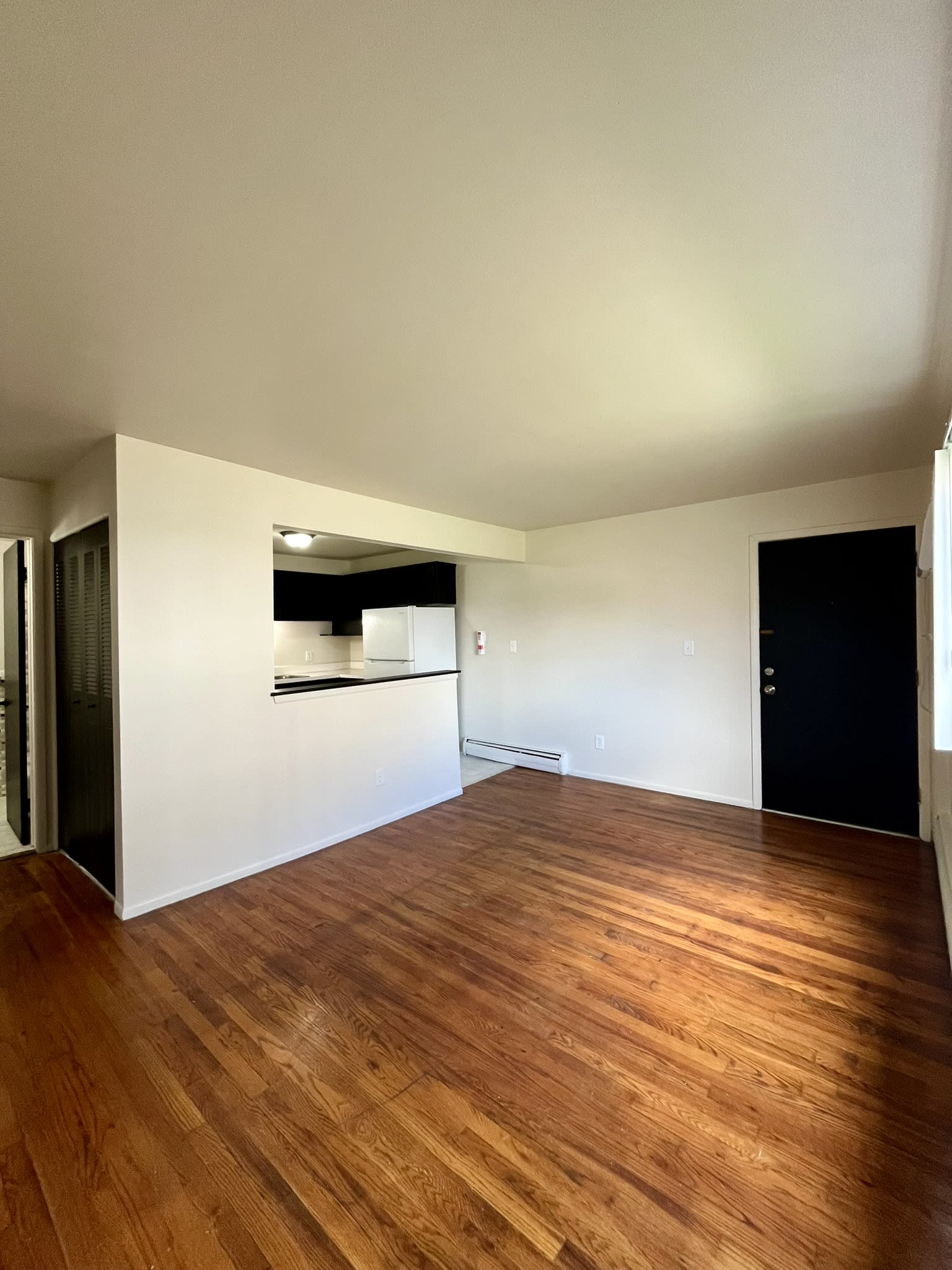 720 Harrison Boulevard – photo 2
