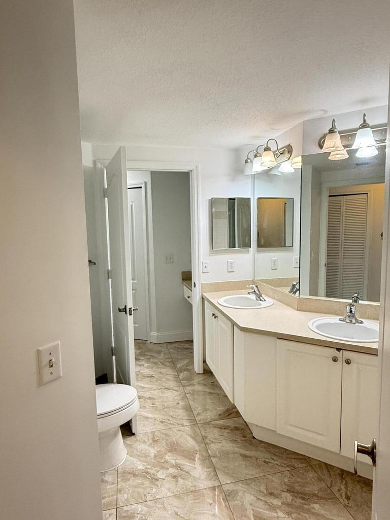 11032 Legacy Drive – photo 3