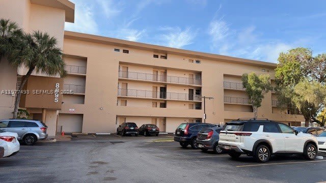 8895 Fontainebleau Blvd – photo 2