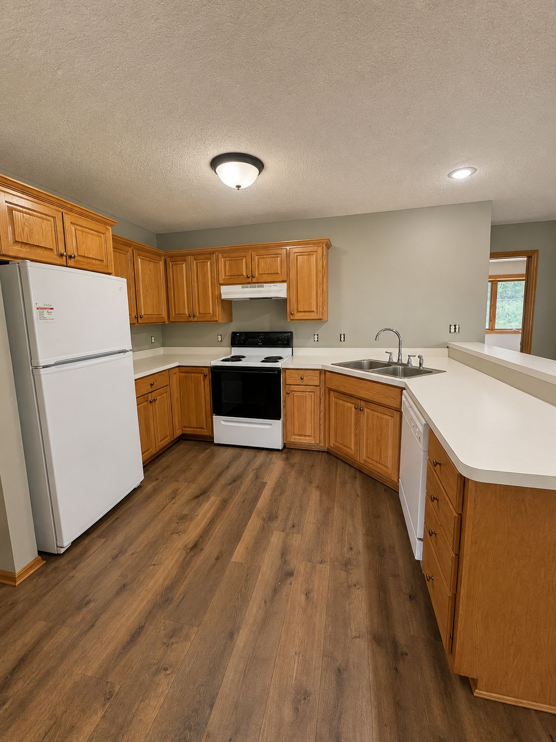 1228 Balsam Ct – photo 3