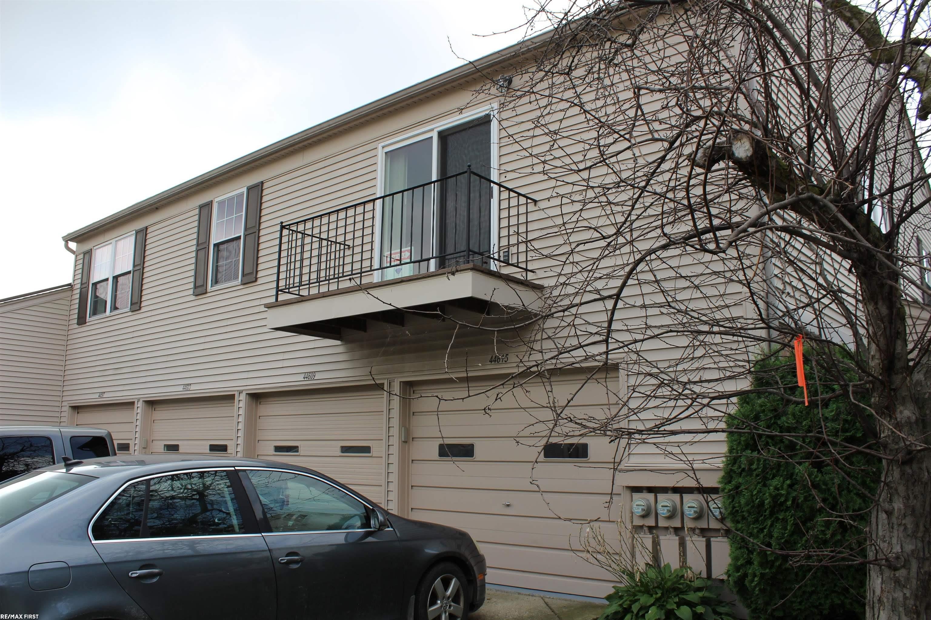 44615 N Bunker Hill Drive – photo 2