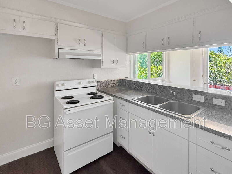 4110 34th Avenue – photo 2