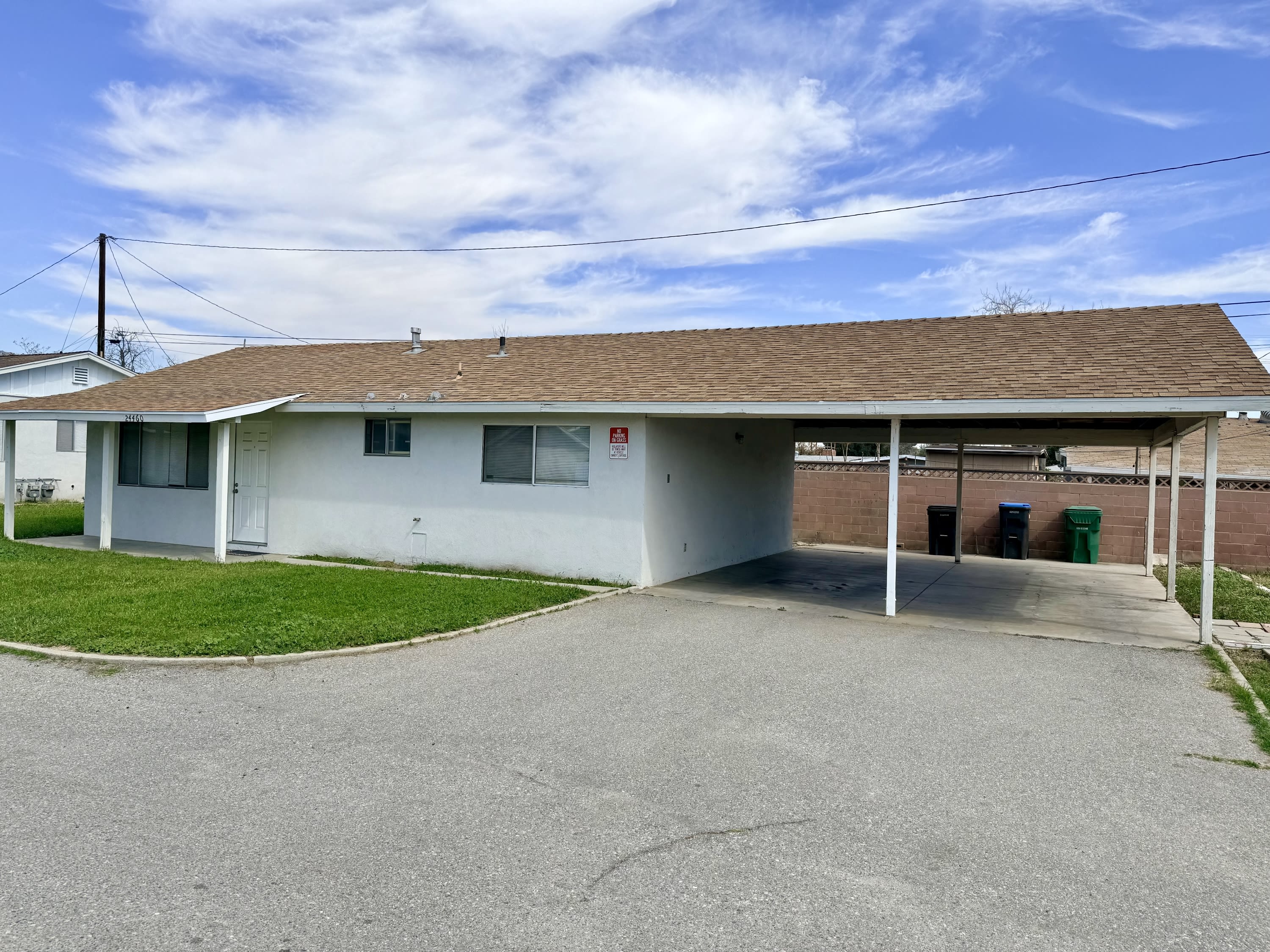 24460 Myers Avenue – photo 4