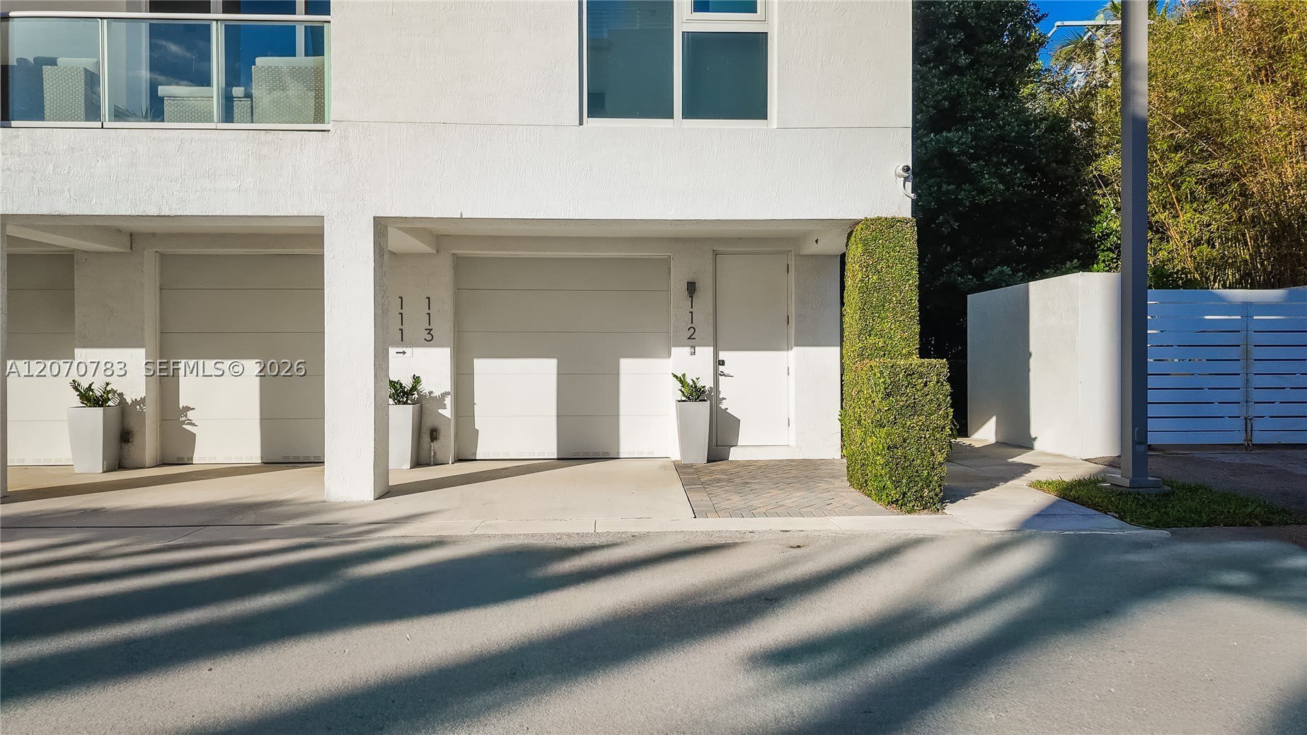 455 NE 39th St – photo 3