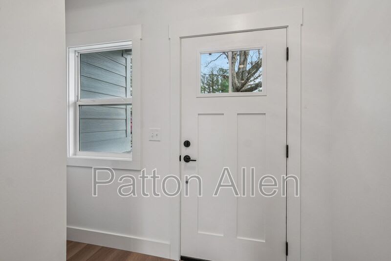 34 Brice St – photo 5