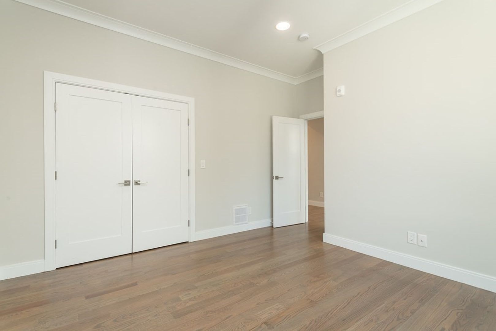 Charming 4 Bedroom – photo 2