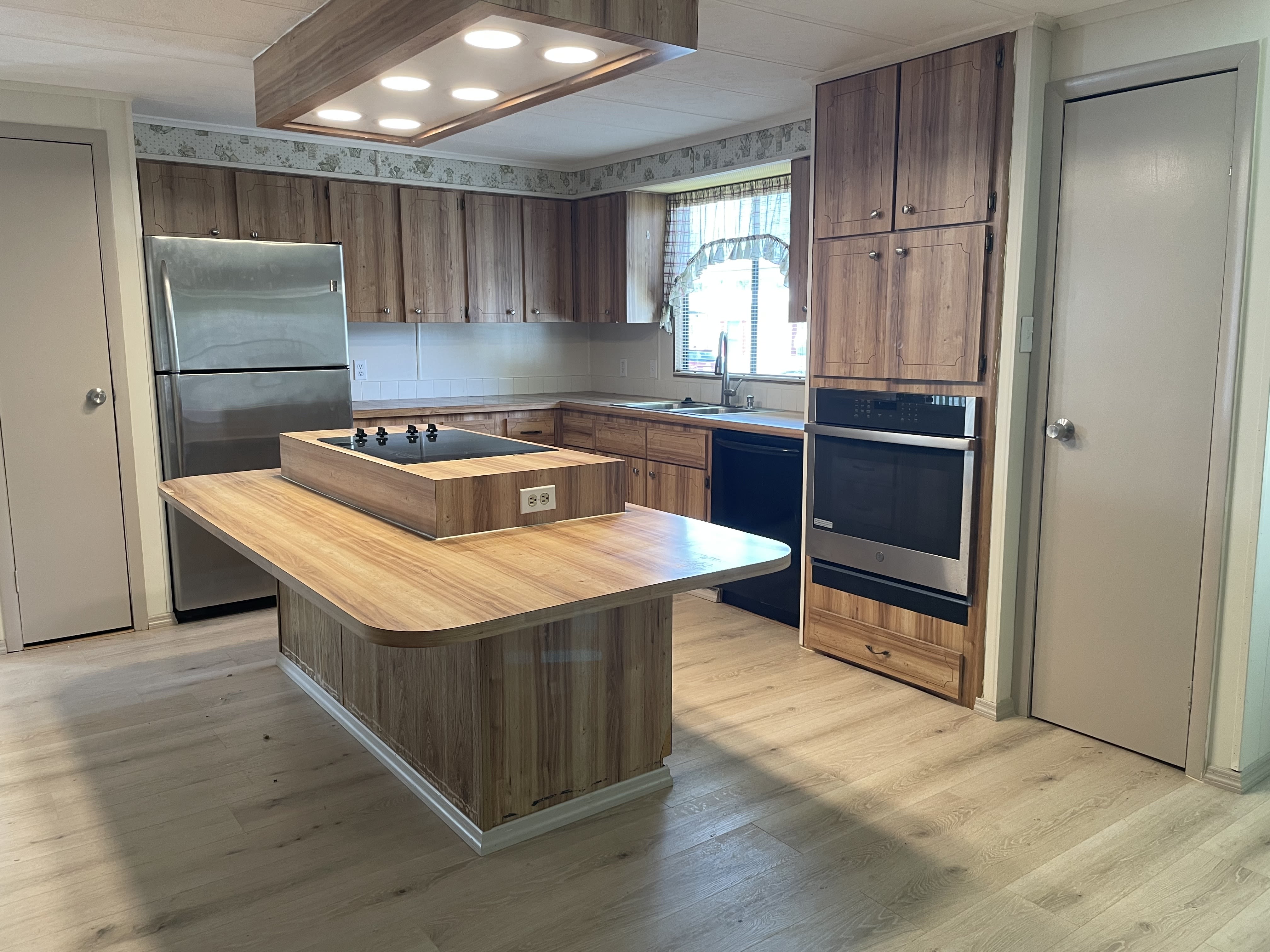 100 Hampton Rd – photo 4