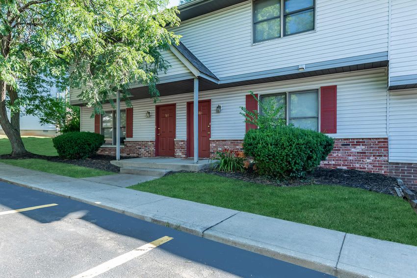 600 E University Street – photo 2