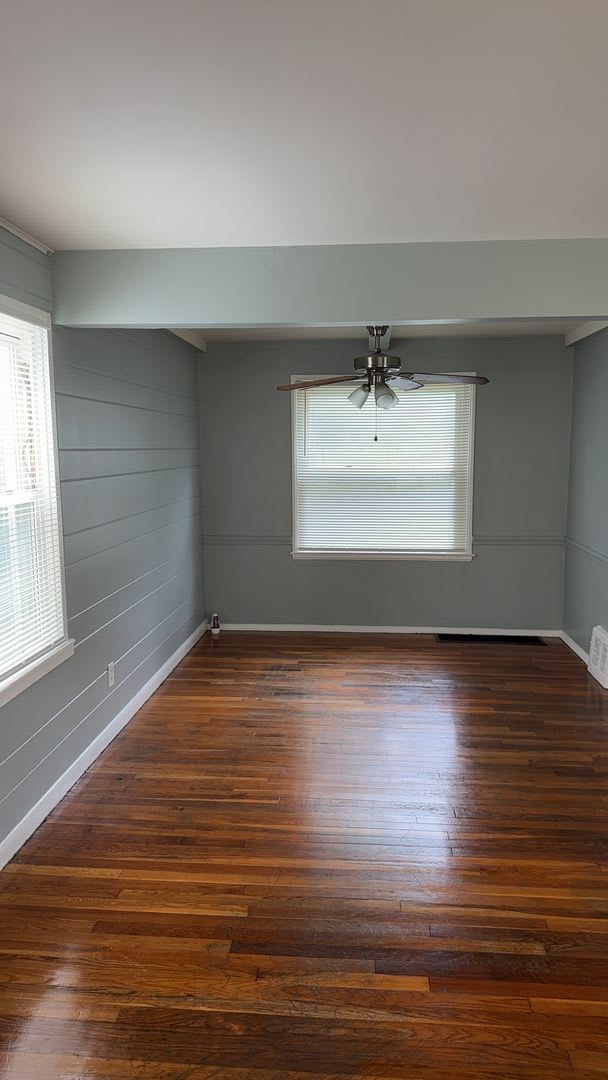 3Bd 1 5 Ba Nicely Updated Home – photo 3