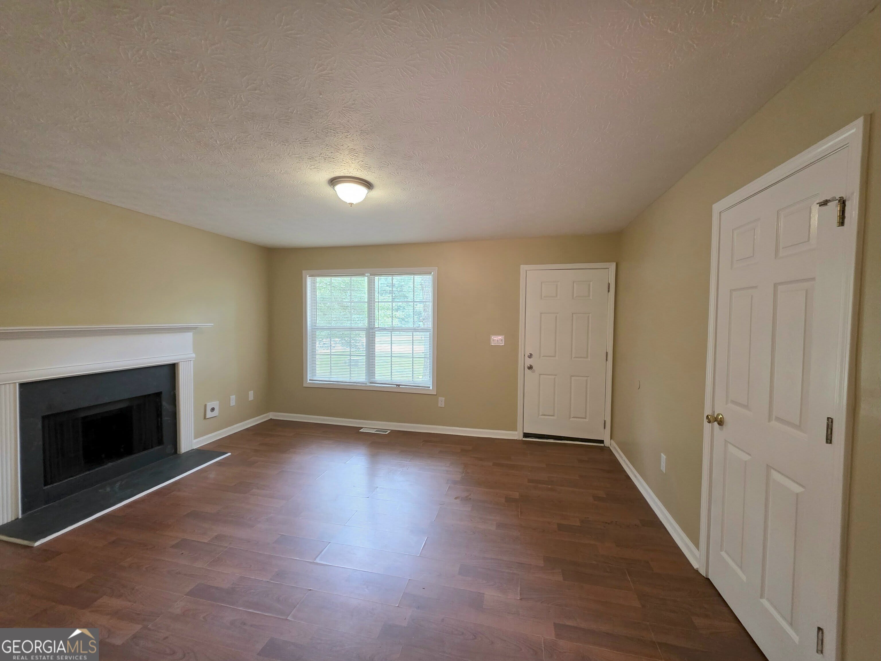 186 S Red Oak Way – photo 4
