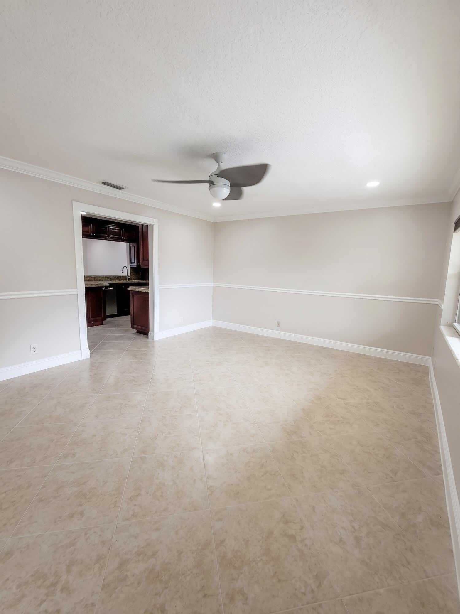 9585 Affirmed Lane – photo 3