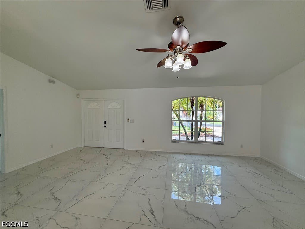 2209 Ne 9Th Avenue – photo 4