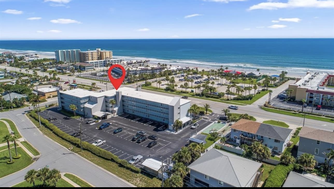 3700 South Atlantic Avenue – photo 1