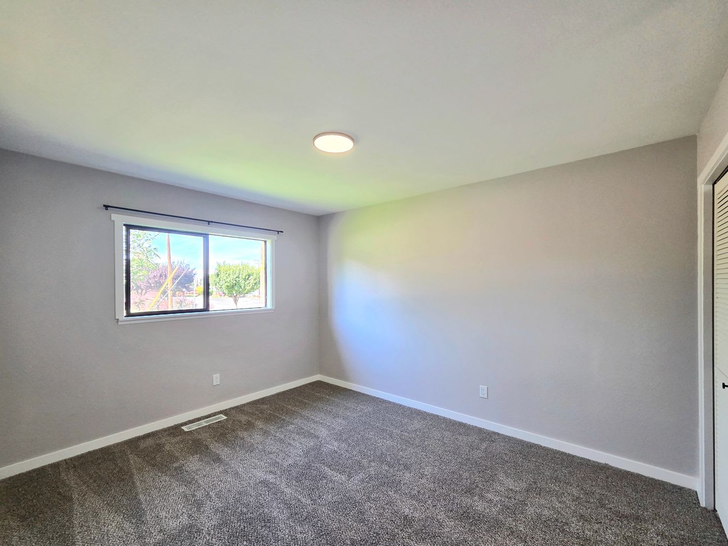 Beautifully Renovated 3 Bed Den 2 Bath Rambler For Rent Landscaping Included W D – photo 5