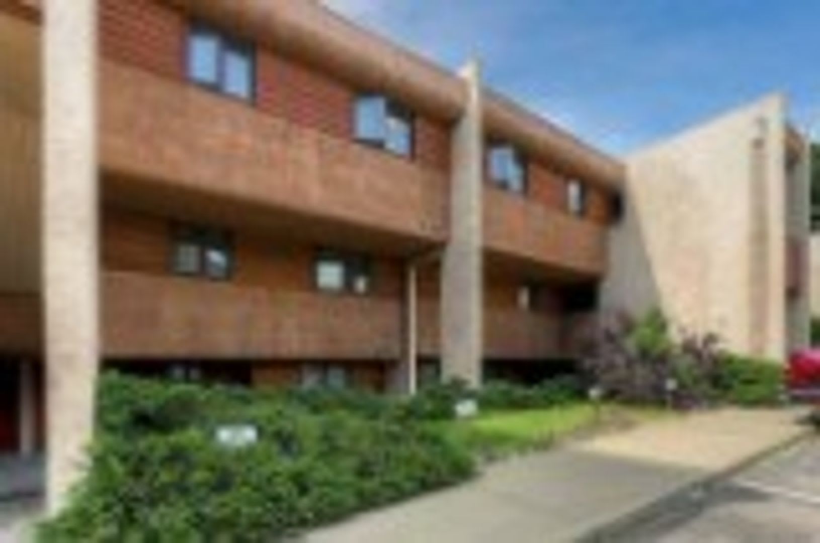 Evergreen Apartments – photo 2