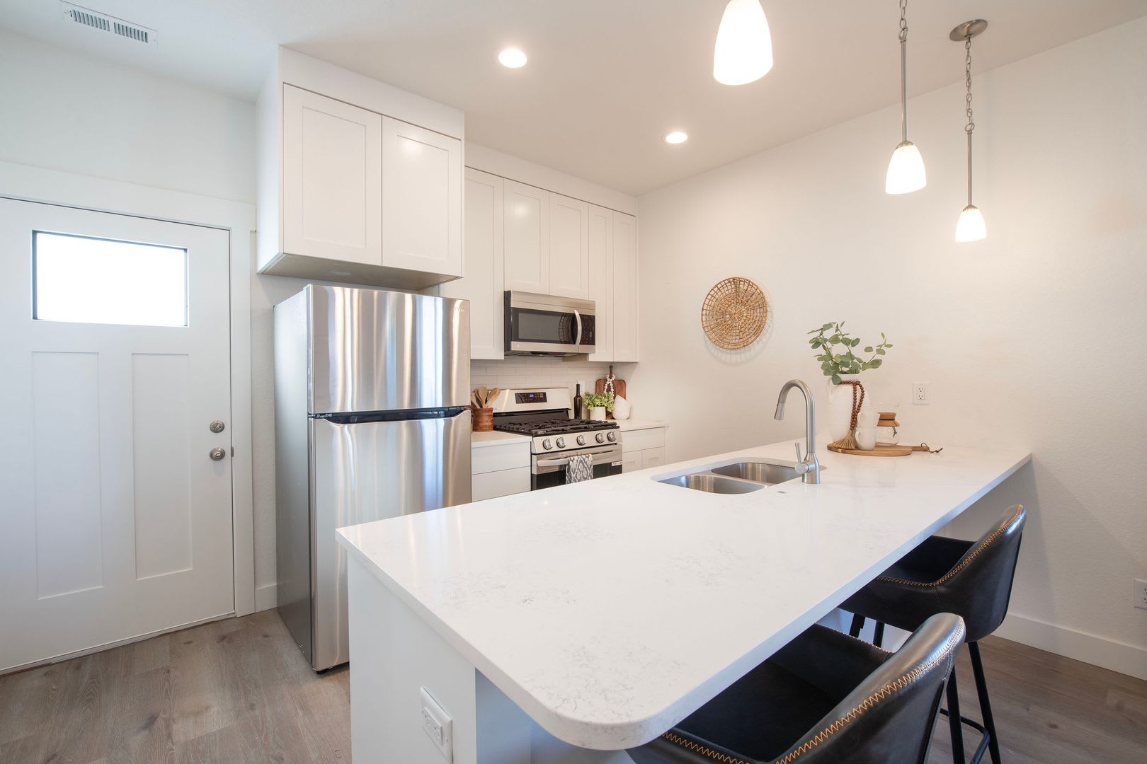 Be the First Resident! New 3-Bedroom Townhomes Available – photo 2