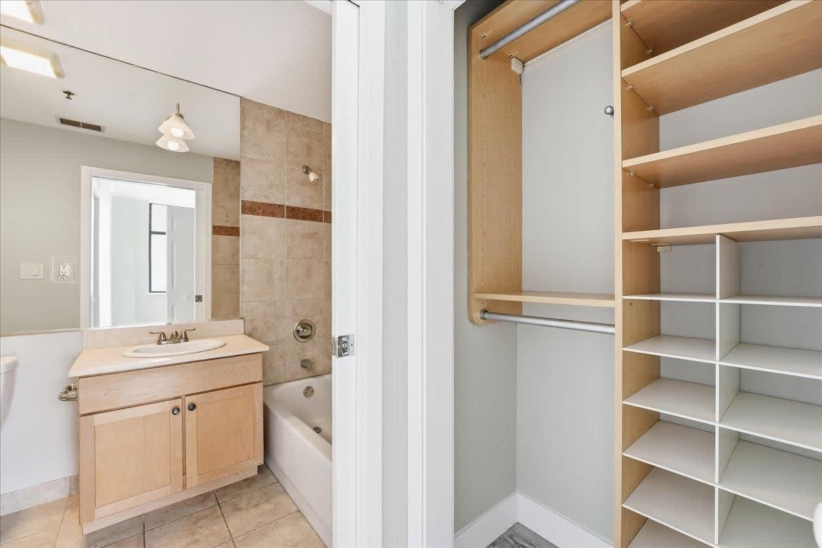 610 Newark St – photo 3
