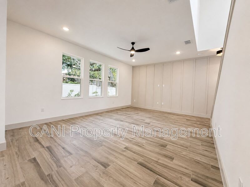 724 Ellwood Avenue – photo 5