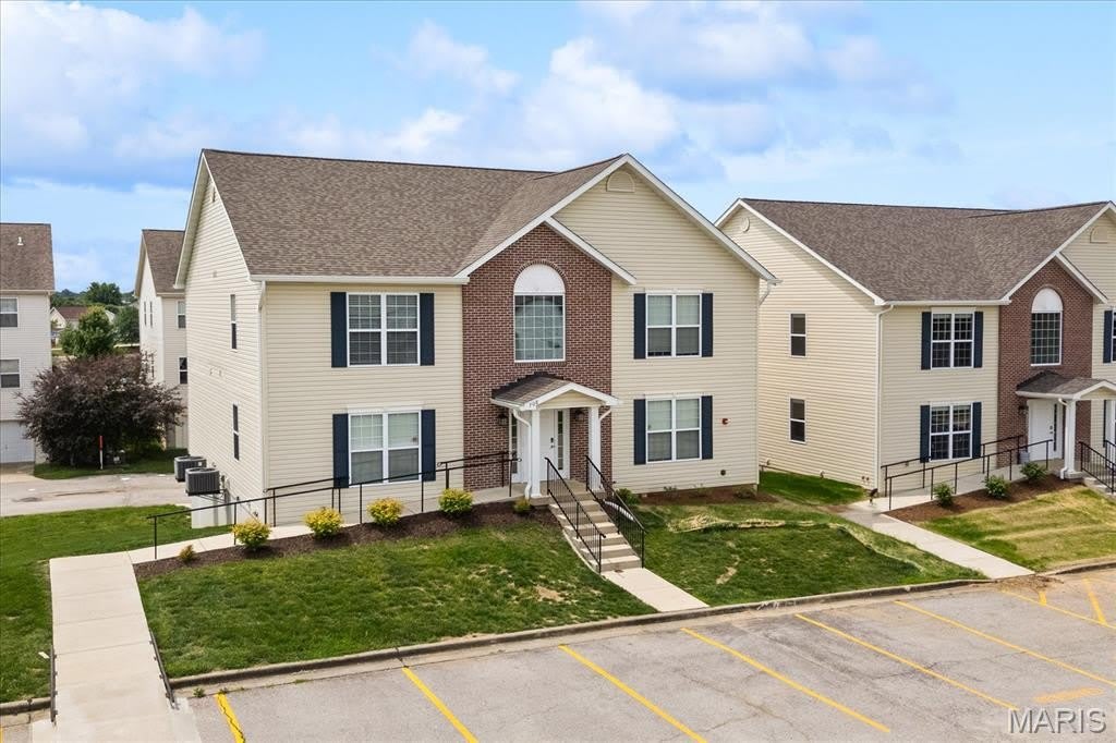 704 Harbor Woods Drive – photo 3