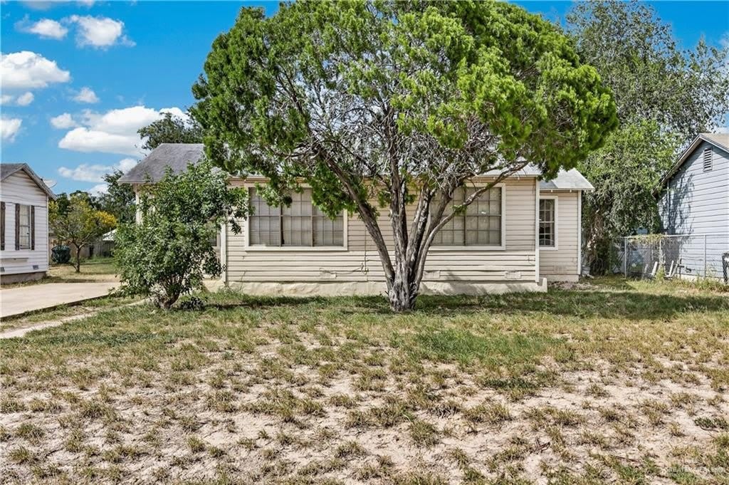 1606 Quince Avenue – photo 3