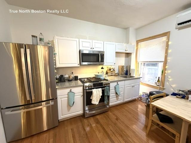206 Hanover St. – photo 1