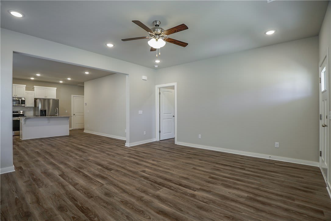 602 N Salem Road – photo 3