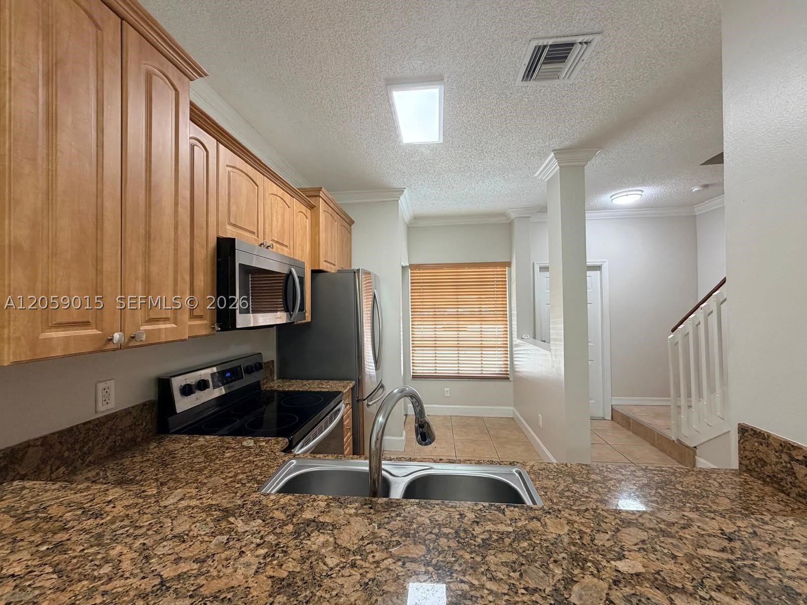 752 SW 122nd Ter – photo 4