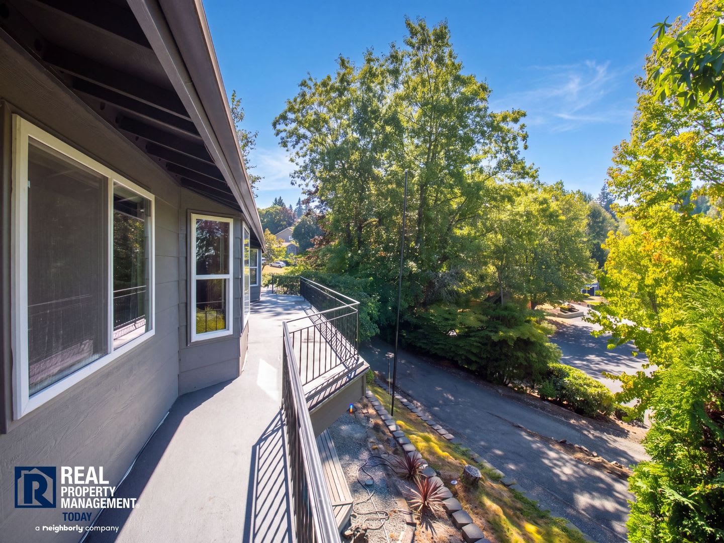 Rare 4-Bedroom Puyallup Home with Full Lower-Level Suite, Updated Kitchen & Balcony! – photo 2