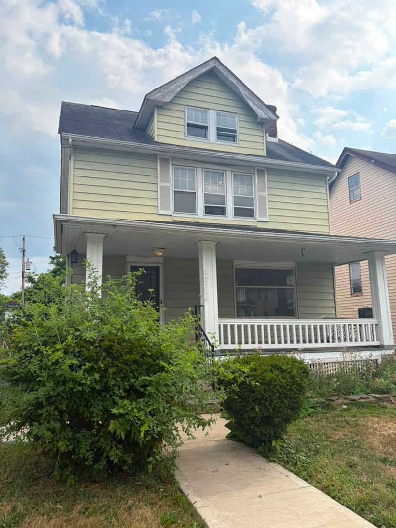 Freshly Renovated 3 Bedroom Home In Garfield Heights – photo 1