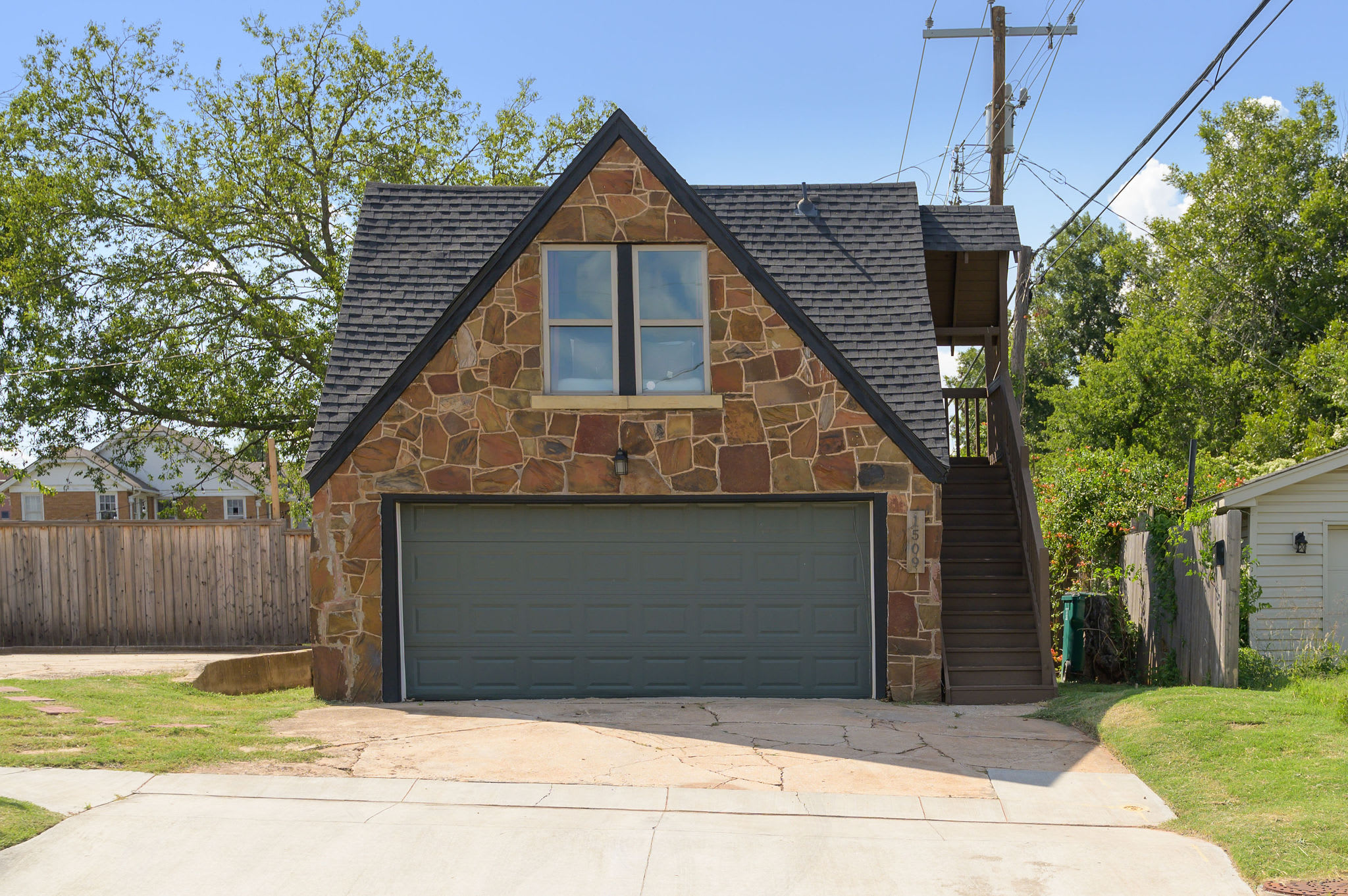 1509 North Everest Avenue – photo 1