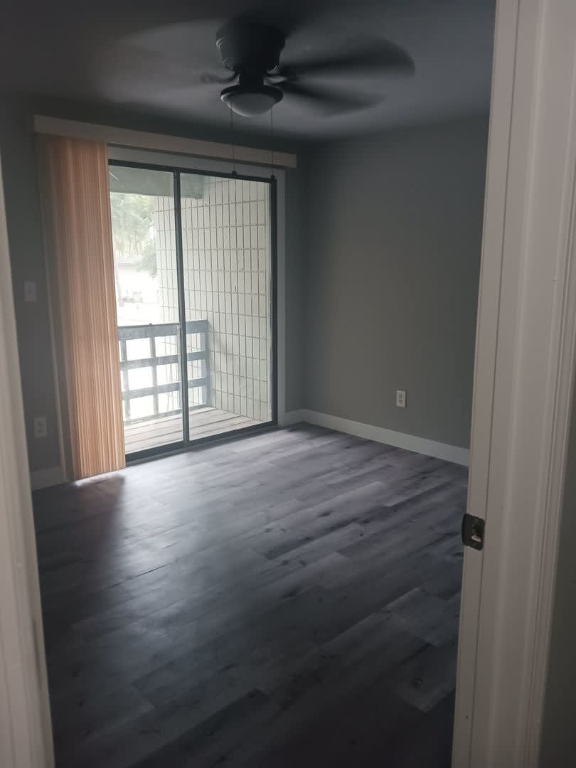 617 SW 69th St – photo 2