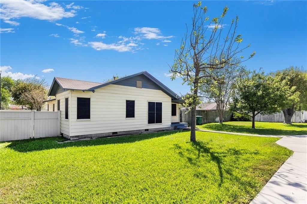 518 E Kelly Avenue – photo 2