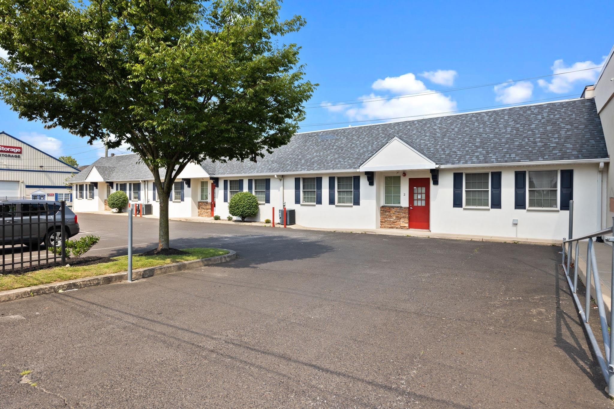 1101 IVY HILL Road – photo 1