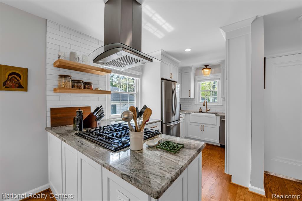 1600 East 4Th Street – photo 3