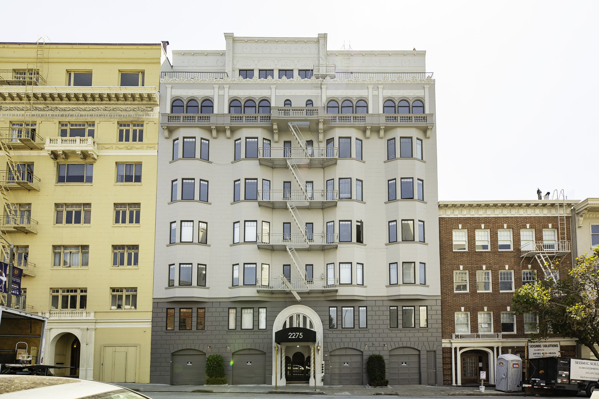 2275 BROADWAY Street – photo 1