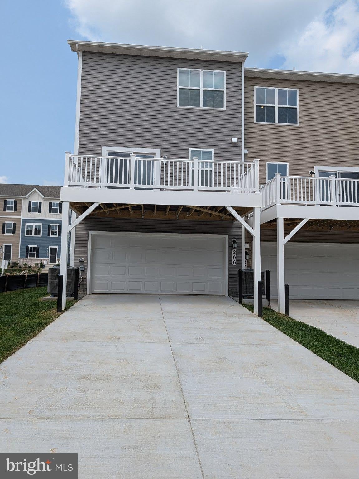266 SWAN FIELD Avenue – photo 3