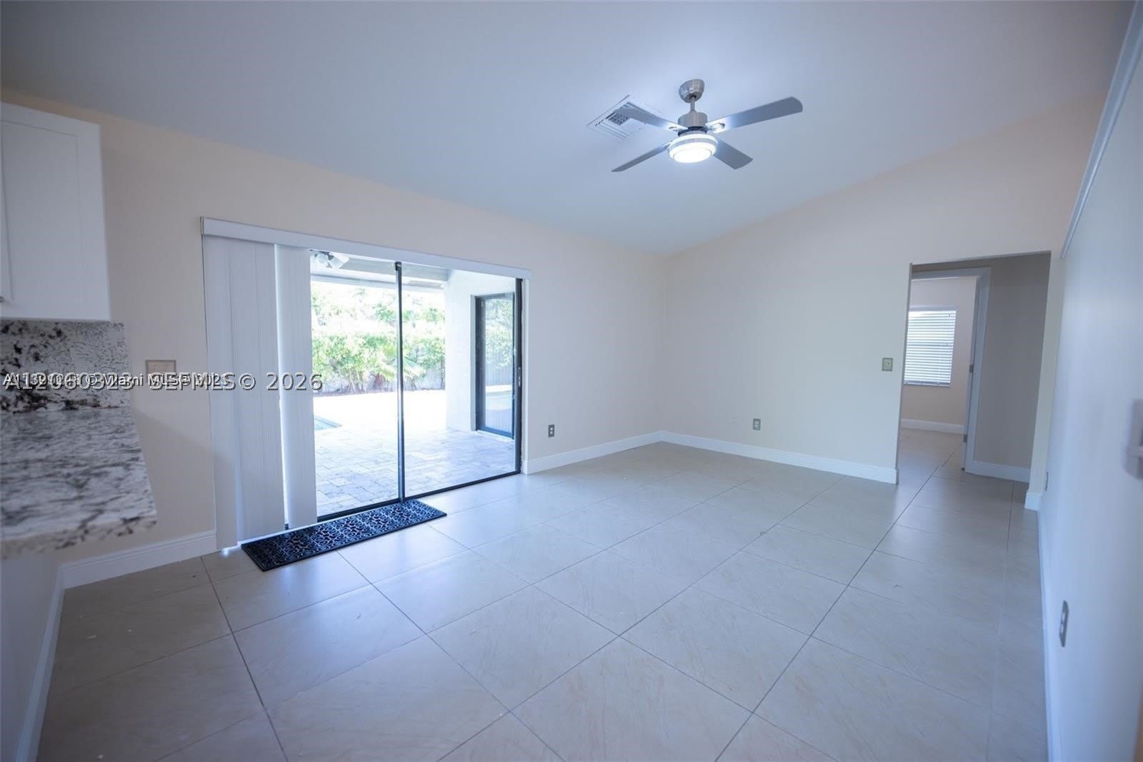 9815 Nw 43Rd St – photo 3