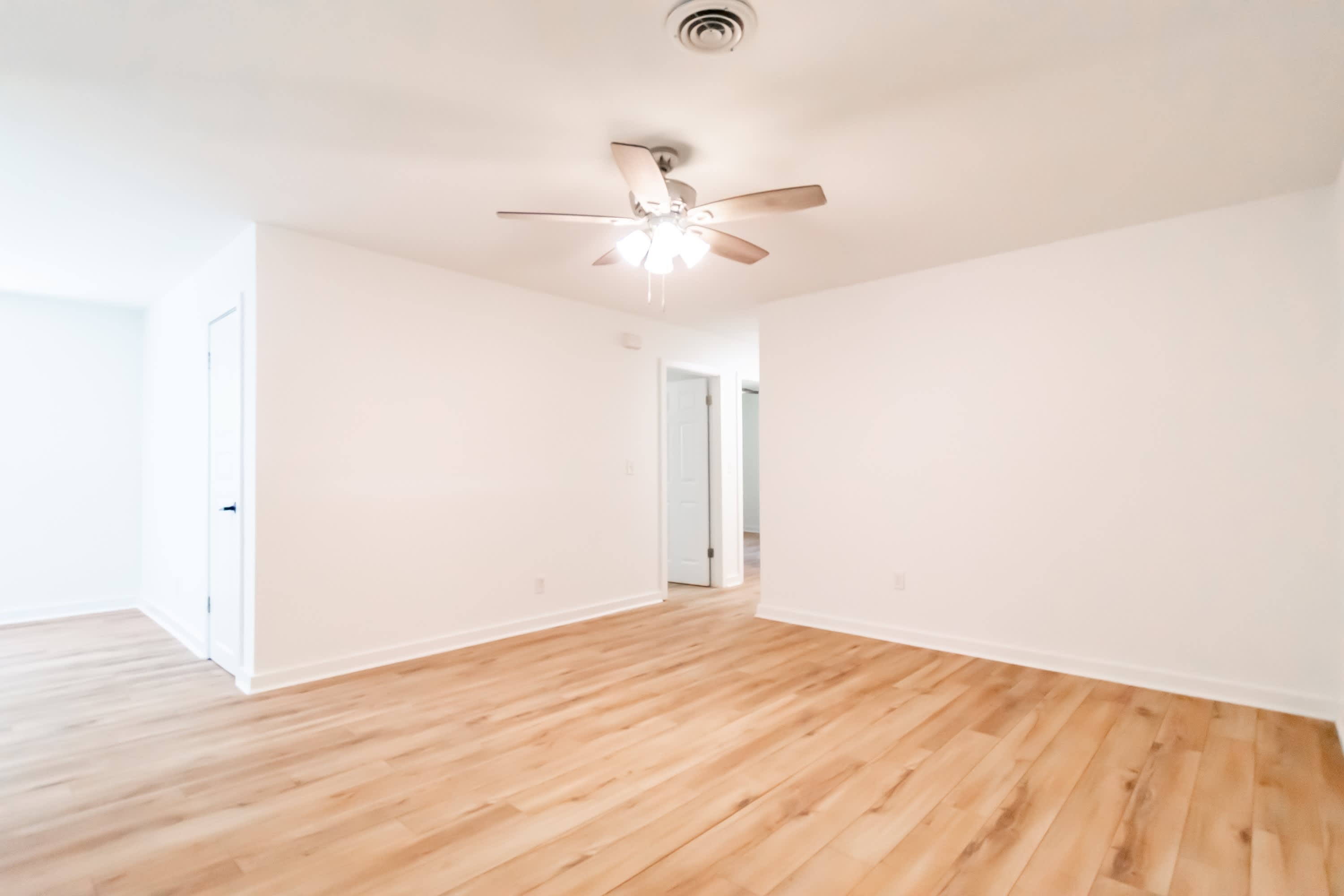 2332 South Clover Drive – photo 2
