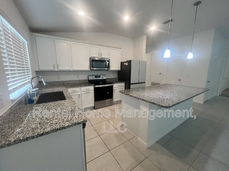 3201 Sweet Acres Pl – photo 2