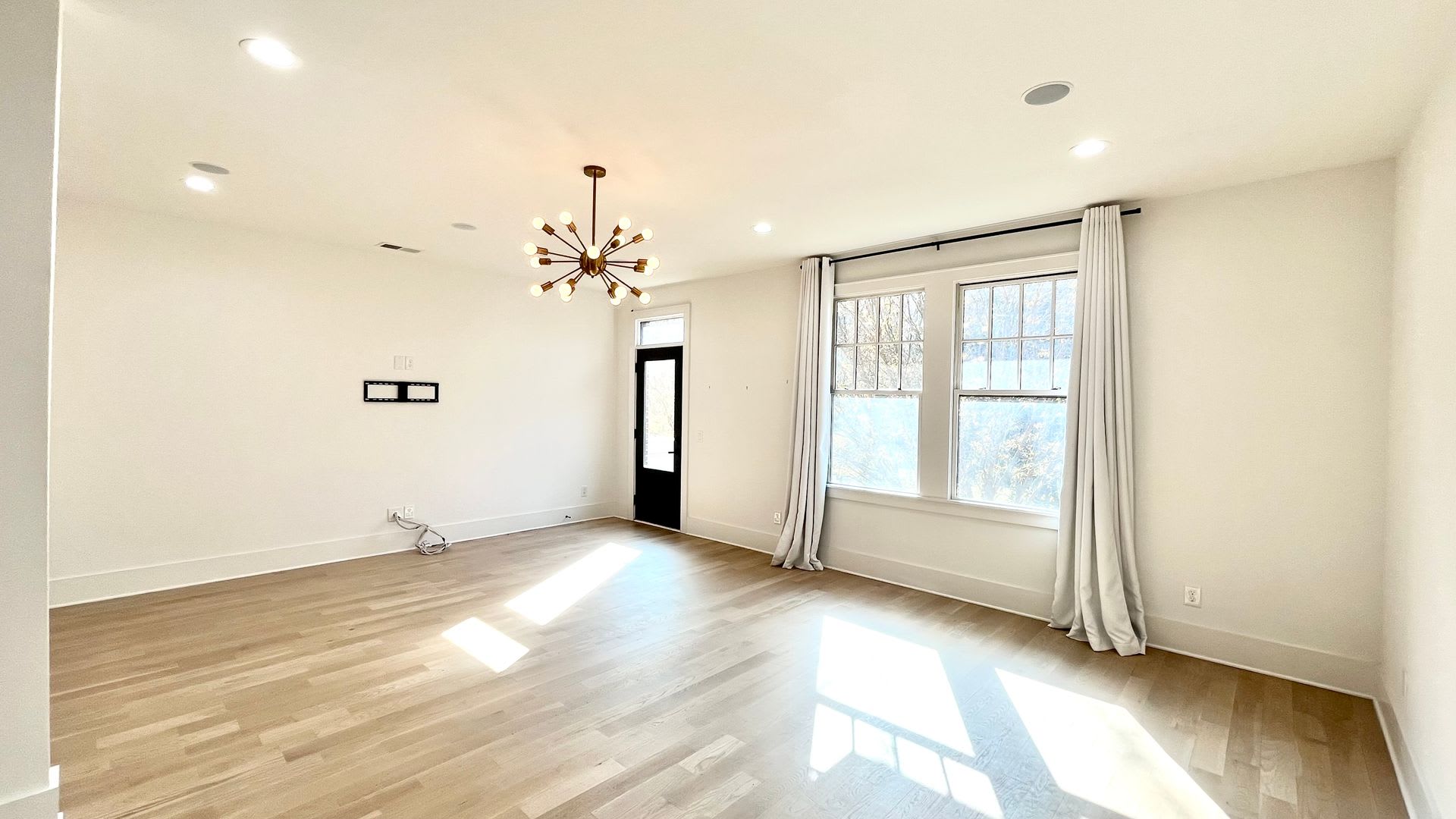 610 West Blvd – photo 4