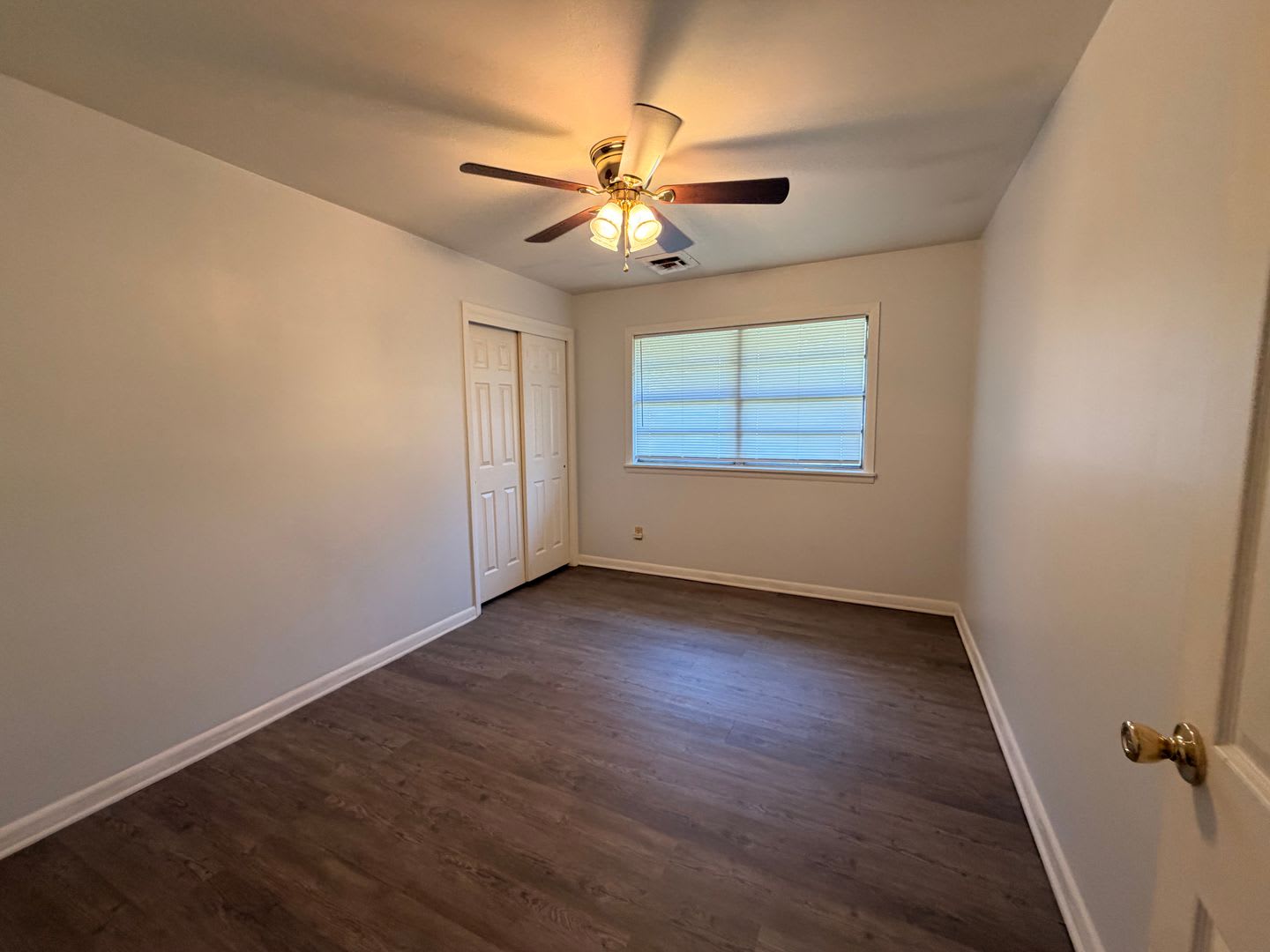 This Conveniently Located Russellville Home – photo 3