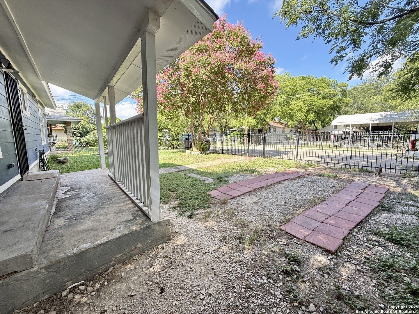 230 S SAN GABRIEL AVE – photo 5