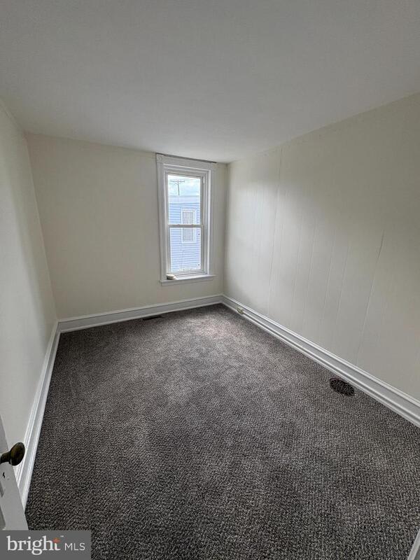 604 Hunter Street – photo 5
