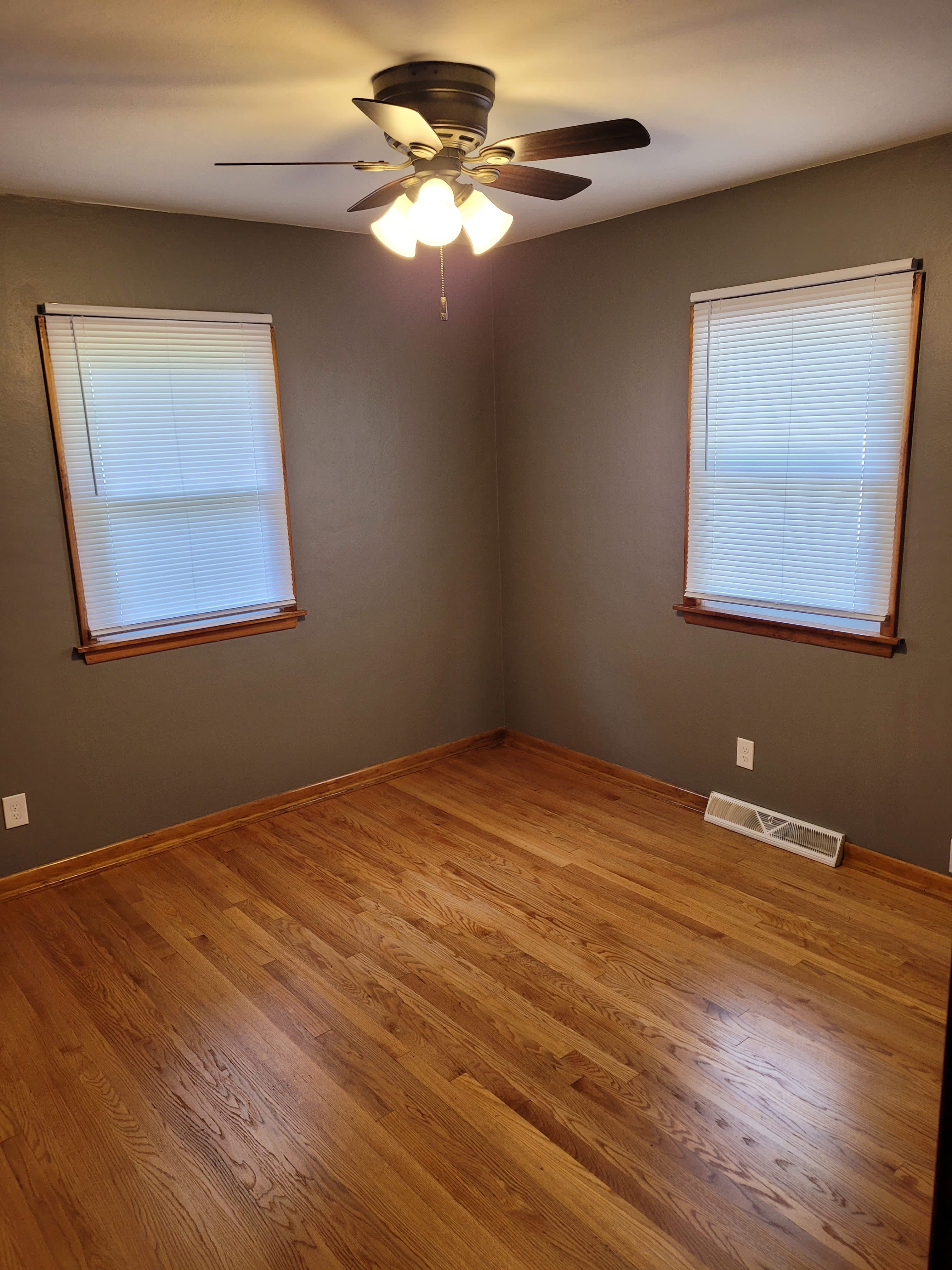 430 W 30Th St – photo 3