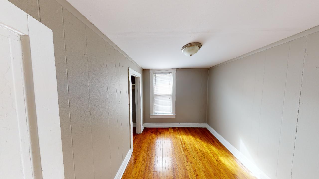341 W Chamberlin ST. – photo 4