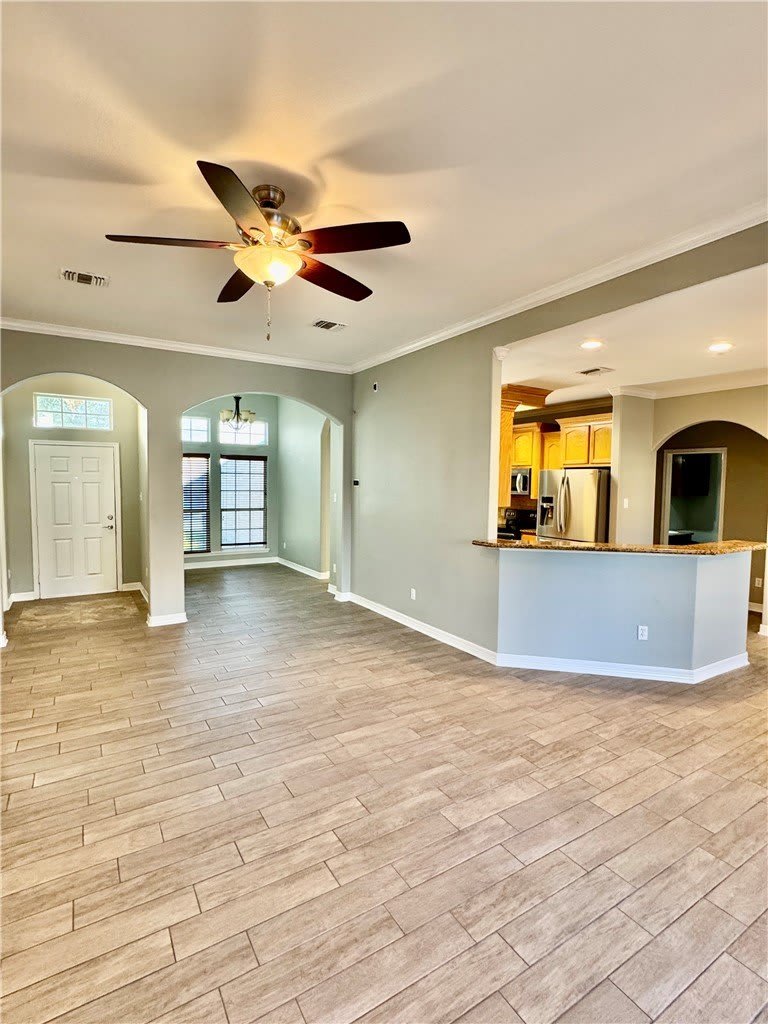 5722 Loire Boulevard – photo 4