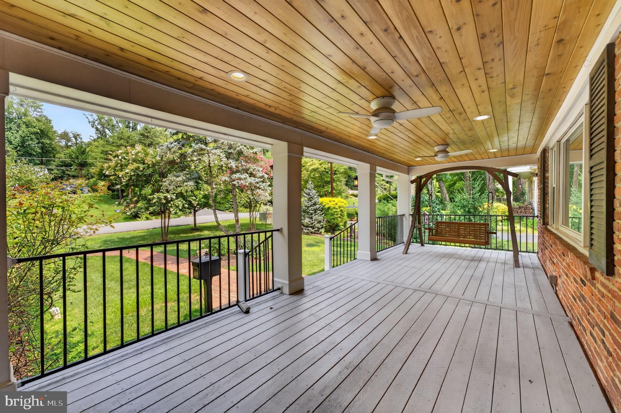 6443 WALTERS WOODS Drive – photo 5