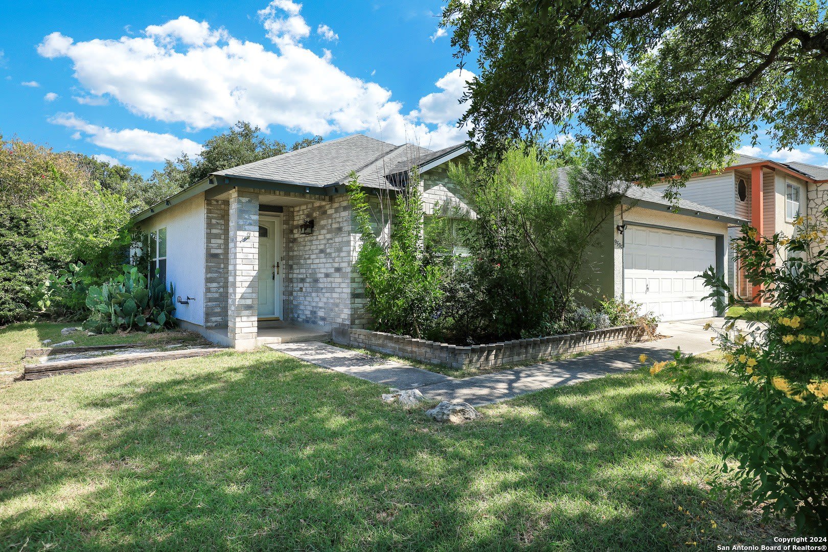 9535 ANDREW PT – photo 2